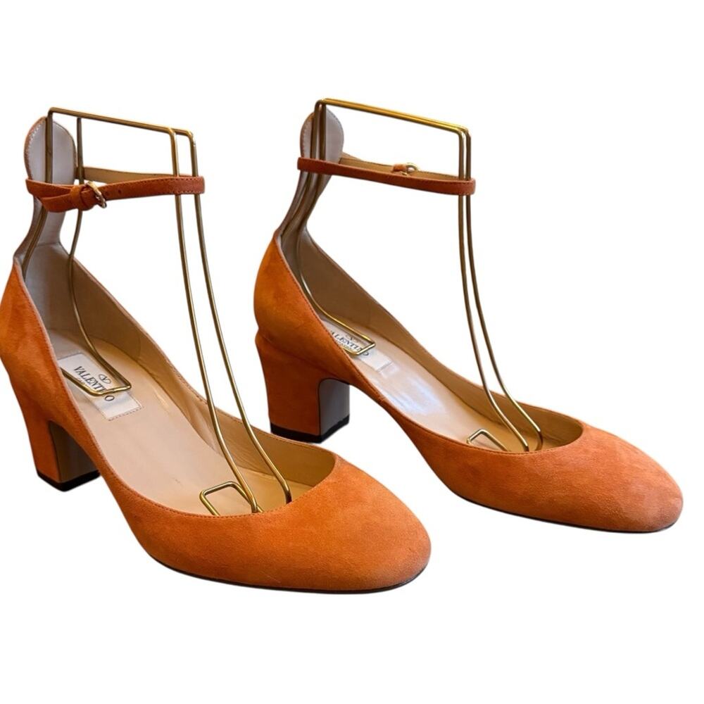 Valentino Garavani Tan-Go Orange Suede Ankle Strap Mid Heel Pumps EU 37 US 7